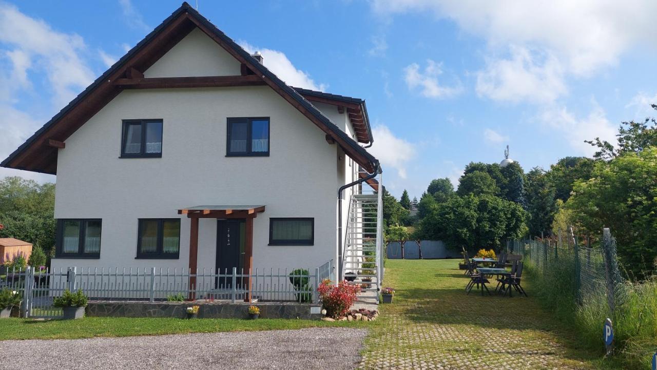 Apartmany Kohoutek A Slepicka V Novohradskych Horach Nové Hrady Buitenkant foto