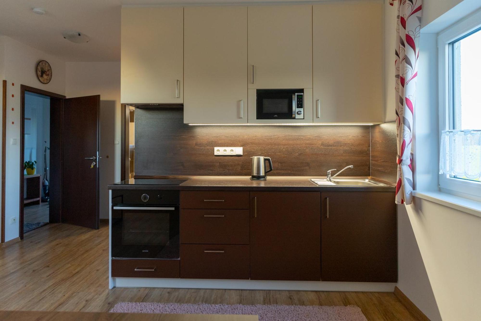 Apartmany Kohoutek A Slepicka V Novohradskych Horach Nové Hrady Buitenkant foto