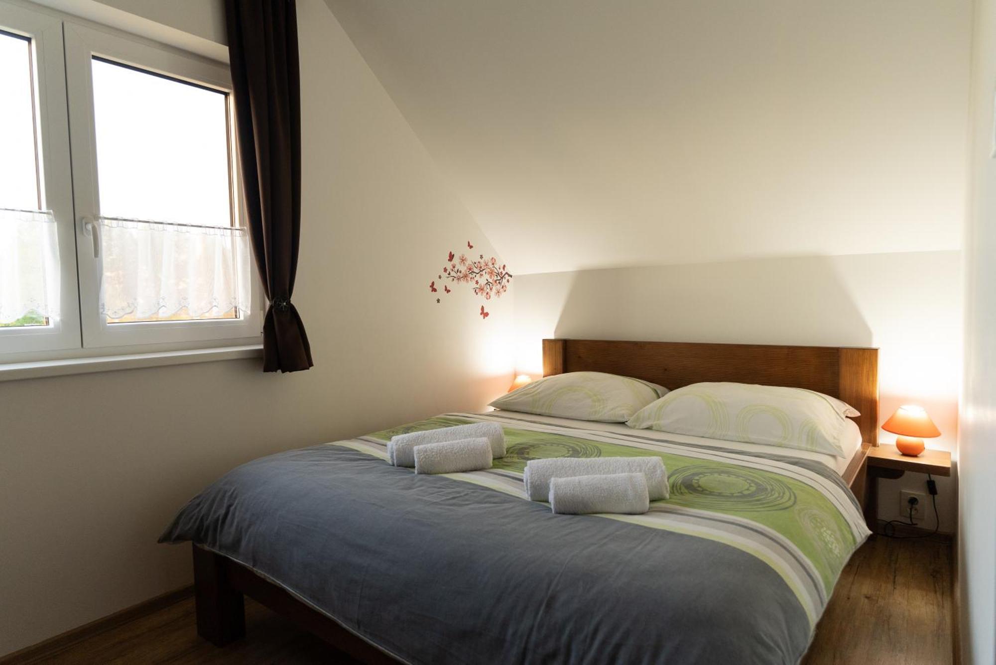 Apartmany Kohoutek A Slepicka V Novohradskych Horach Nové Hrady Buitenkant foto