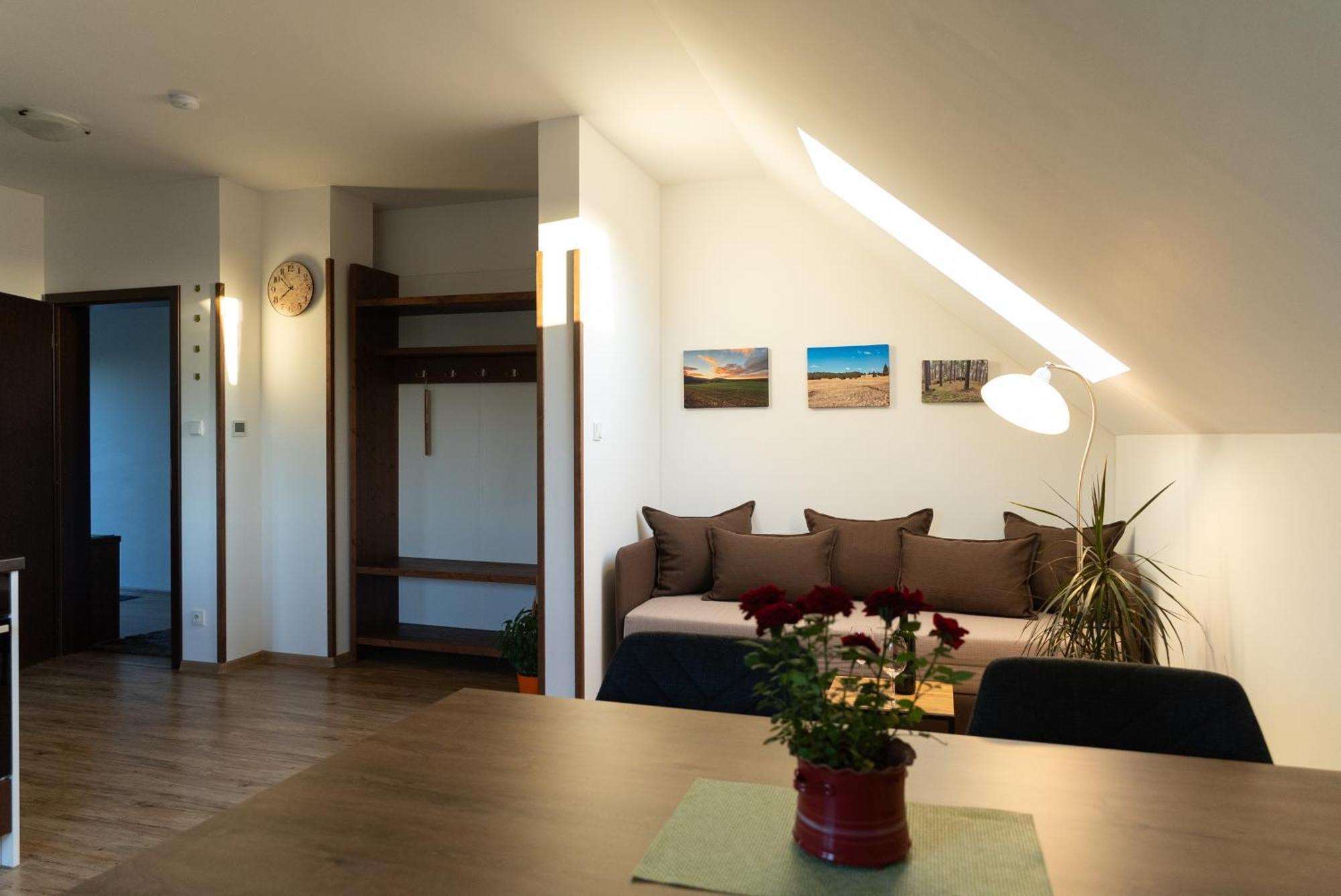 Apartmany Kohoutek A Slepicka V Novohradskych Horach Nové Hrady Buitenkant foto
